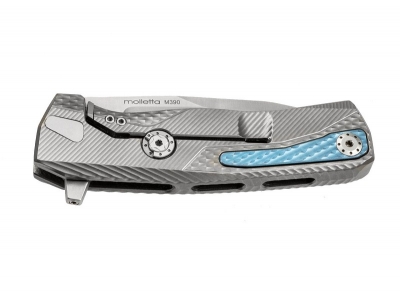 Mit dem ROK setzt LionSteel ein neues Highlight im Bereich der Monoblock-Messer, bei denen der Griff aus einem soliden Block gefräst wird. Die aufwändige dreidimensionale Strukturfräsung sorgt nicht nur für exzellenten Grip, sondern auch für eine faszinie