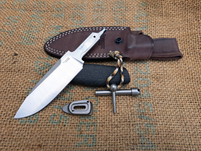 Lionsteel ACHA Micarta Black zerlegbares Jagdmesser