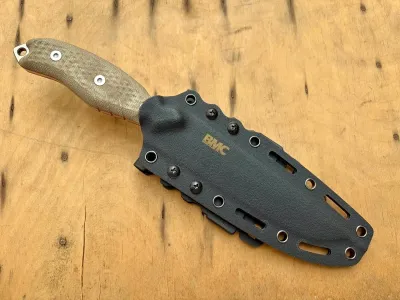 BMC Bladeworks M28, BMC M28 Solifuge, D2 Werkzeugstahl Messer, Stonewash Outdoormesser, Sand Canvas Micarta Fixed Blade, Bushcraft Messer D2, BMC Knives Deutschland, Kydex Outdoormesser, Com2you-biwak