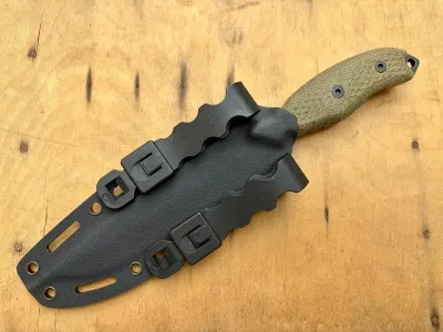 BMC Bladeworks M28, BMC M28 Solifuge, D2 Werkzeugstahl Messer, Black PVD Outdoormesser, Green Canvas Micarta Fixed Blade, Bushcraft Messer D2, BMC Knives Deutschland, Kydex Outdoormesser, Com2you-biwak