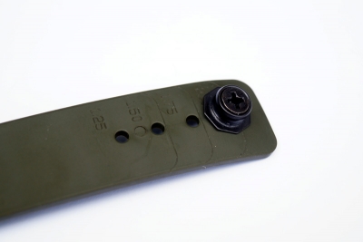 IWB Loop OD Green Rubber Wenn Sie nach der idealen Möglichkeit gesucht haben, Ihr Messer oder Ihre Waffe sicher zu tragen, probieren Sie unsere IWB-Befestigungsschlaufen aus Gummi.  Dieses Design der Montageschlaufe wird mit 2 Chicago-Schraubenbaugruppen