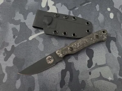 White River Knives Small Game, White River Small Game MagnaCut, CPM MagnaCut Messer, Jagdmesser Carbon, White River Knives Deutschland, Com2you-biwak, EDC Fixed Blade, Kydexscheide Messer, Solides Outdoormesser, Premium Jagdmesser