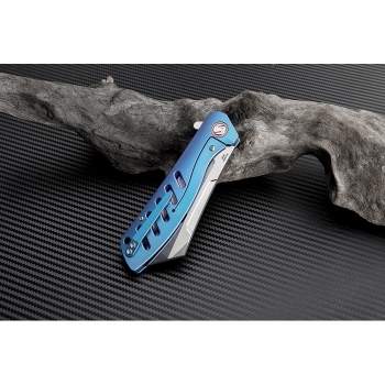 Artisan Cutlery Tomahawk S35VN Blue