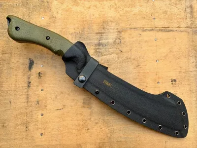 BMC Bladeworks M42, BMC M42 Naga, Parang Machete, Carbonstahl Machete, Black PVD Machete, Green Micarta Hiebwerkzeug, BMC Knives Deutschland, Bushcraft Parang, Com2you-biwak