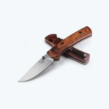 Benchmade 50259 SlipRidge Griffschalen Brown Wood – Montagebeispiel, Messer nicht enthalten