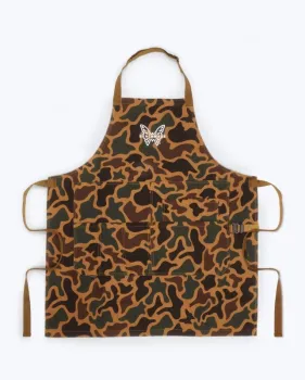 Grillschürze Canvas Camo, Canvas Grillschürze 50175-01, Outdoor Kochschürze, Camouflage Schürze Grillen, robuste Werkstattschürze, Bushcraft Grillschürze, Grillschürze mit Taschen