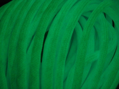paracord 550 weiß-fluoreszierend meterware leuchtet im dunkeln