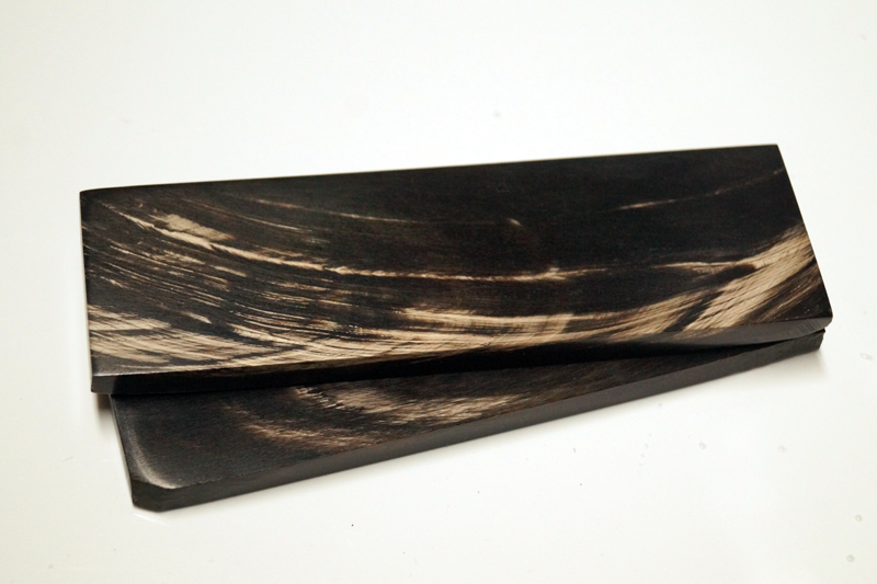 Büffelhorn Platte schwarz Messergriffschalen 12,5x5x0,5-0,7cm Messer 611 ca