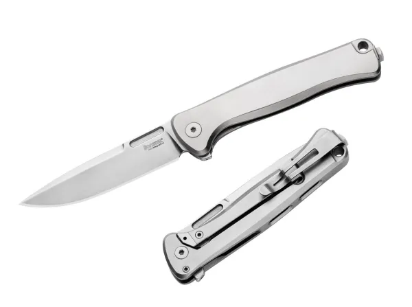 LionSteel Emmet Titanium – geöffnet und geschlossen