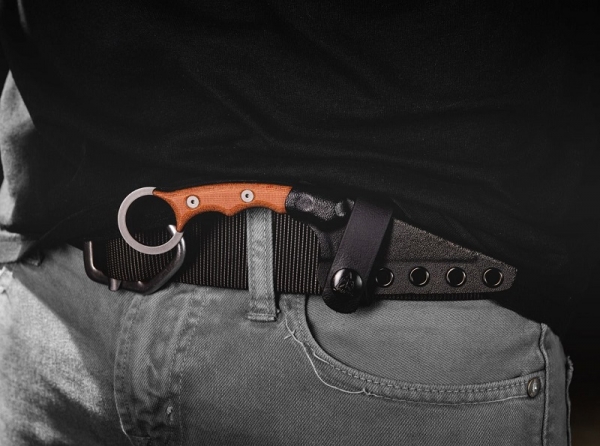 Tops Knives Poker 