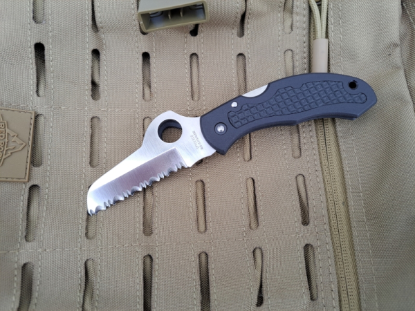 Spyderco C26SBK-EMT Snap-It Spyder Edge EMT