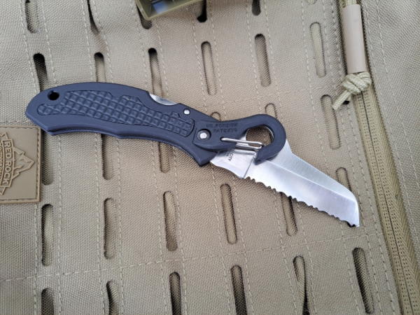 Spyderco C26SBK-EMT Snap-It Spyder Edge EMT