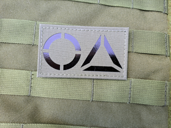 Oberland ArmsIR Patch mit OA Logo Lasercut Oliv-Grau