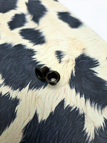 Kydex Cow Fur infused thermoplastischer Kunststoff