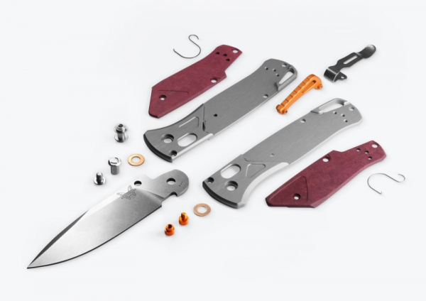 Benchmade 535-09 Bugout, S90V Gray Red Richlite