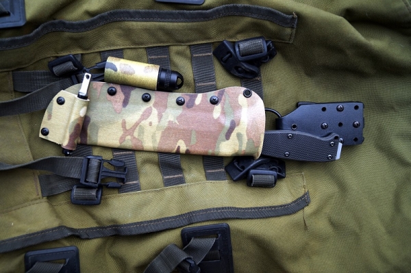 Custom Kydexscheide Eickhorn DEFENDER 110 Outdoormesser
