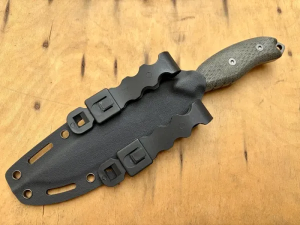 BMC Bladeworks M28, BMC M28 Solifuge, D2 Werkzeugstahl Messer, Grey PVD Outdoormesser, Grey Canvas Micarta Fixed Blade, Bushcraft Messer D2, BMC Knives Deutschland, Kydex Outdoormesser, Com2you-biwak