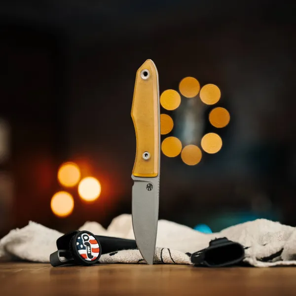 Big Idea Design USA Lookout CPM MagnaCut Drop Point Ultem Amber