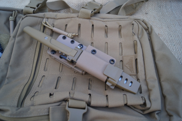 Custom Kydex-Scheide Extrema Ratio Desert Mamba,Requiem, Misericordia