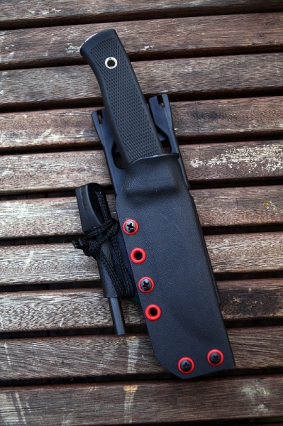 custom kydexscheide für fällkniven f1 taco gefaltet