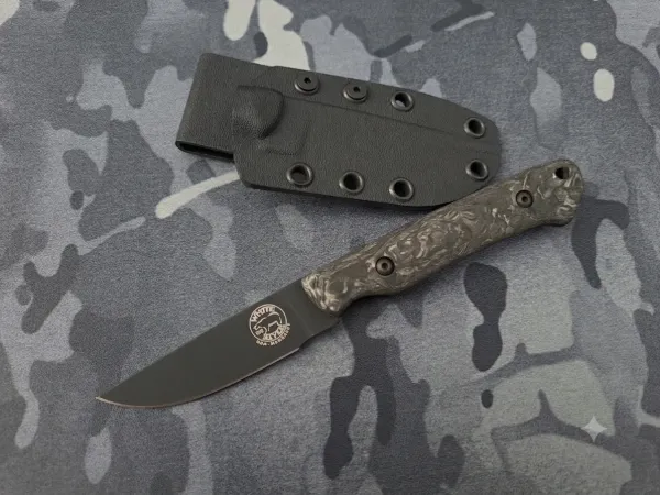 White River Knives Small Game, White River Small Game MagnaCut, CPM MagnaCut Messer, Jagdmesser Carbon, White River Knives Deutschland, Com2you-biwak, EDC Fixed Blade, Kydexscheide Messer, Solides Outdoormesser, Premium Jagdmesser