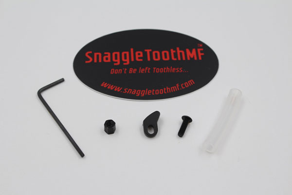 SnaggleTooth Black Mini benchmade bugout