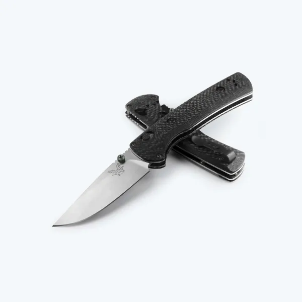 Benchmade 50262 SlipRidge Griffschalen Carbon Fiber – Montagebeispiel, Messer nicht enthalten