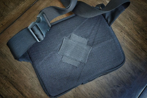 Bastinelli Knives Medium FBAG Black