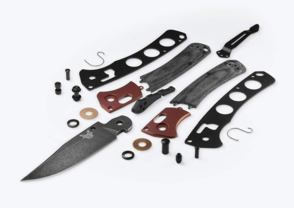 Benchmade 15085BK-04 Mini Crooked River Black Micarta