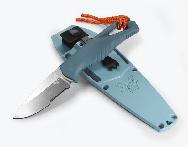 Benchmade 18050S Intersect Serrated Magnacut